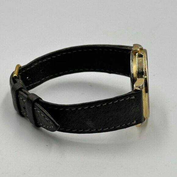Vintage Fossil Collectors Club Watch Women Two Tone Gray Leather Band Works 8.5\